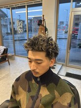 岡田理髪処 仏陀パーマ×ハイライト