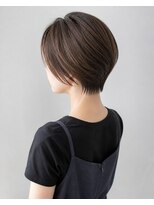 カノア(CANNOA.)&nbsp;アッシュブラウンの大人くびれショート