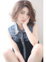 外国人風チークバングでおしゃれボブ♪