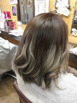 ユートピア(U topia)&nbsp;ホワイトアッシュグラデーションカラー