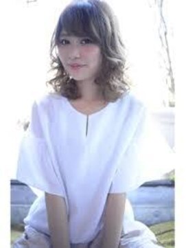 ブエナビスタ(BUENA VISTA) ☆2018☆  ボブ　外ハネ　ミディアムボブ　大人ボブ　耳かけ