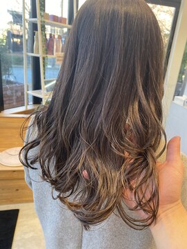 レックス ロア(REX LORE) 柔らかグレージュ