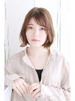 シュシュット(chouchoute)&nbsp;大人かわいいこなれ美髪ミディホワイトグレージュネビージュ/010