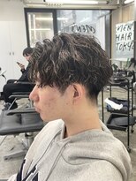【ウェーブスパイラルパーマ】刈り上げセンターパート/ツーブロ