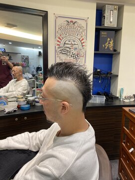 カームヘアー(kaam hair) ガッツリモヒカン