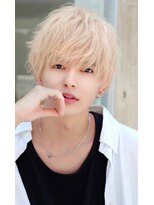 リークフー(Ree cu fuu)&nbsp;ハイトーンマッシュで無造作で柔らかい雰囲気に