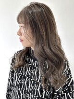 フォーク FOLK 【FOLK】赤みなし透明感グレージュ☆似合わせゆる巻きロング♪