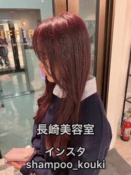 コワファースト長崎シャンプーボーイ 2nd(COIFF1RST 長崎 SHAMPOO BOY) 長崎 くびれヘア カシスピンク チェリーピンク