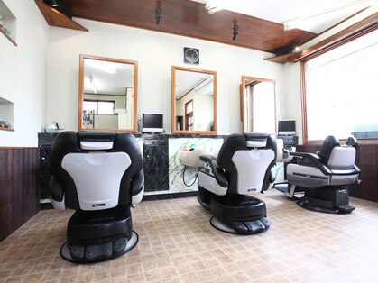 シマ理容の写真
