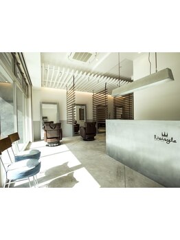 <周りを気にせず整う>ツイストスパイラル×メンズカットが好評[西長堀/シャドウパーマ/眉毛/MEN'S/学割U24]