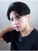 メンズセンターパートフェザーパーマ