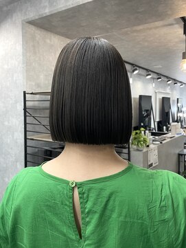 イデアル(Ideal) ボブ/ミニボブ/切りっぱなしボブ/外ハネ/外ハネボブ/前下がり