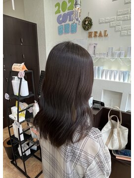 ヘアメイクヒール ミディアム×インナーベージュカラー
