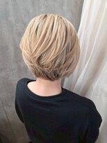 スマイロンナイロン ヘアー(smile on nylon hair) レイヤーショートボブ