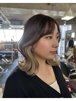 モモ(momo)&nbsp;ハイトーンインナーカラーボブイヤリングカラーミルクティー