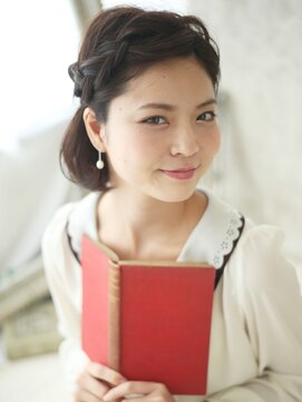 リノ ヘア 横浜西口店(RINO Hair) ＲＩＮＯ横浜店　ミディアム～編みこみアレンジ～艶カール