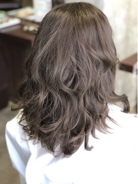 キー(key) ベージュピンク