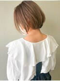 ショートボブ