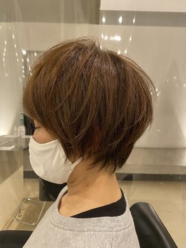 グランアディクト(Gran addict) ふんわりマッシュショート★30代40代50代/アースカラー