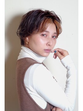 クシュ 所沢西口プロぺ通り(kusyu... ) ペールベージュセクションカラーグラデーションカラー外ハネボブ