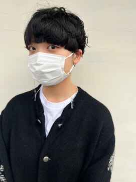 ロダット 横浜(LODAT by little) マッシュ黒髪アンニュイパーマヘア【LODAT横浜】