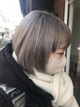 ヘアーサロンデフォーエバー(hairsalon de Forever) アゴラインショート●ブリーチ2回シルバーベージュ