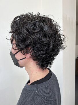 バディヘア ルーツ(BUDDY HAIR ROOTS) メンズミディアムスパイラルパーマ