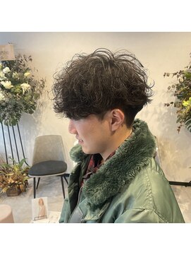 コウ(Kou) 「Kou(コウ)」#波巻きスパイラルパーマ