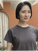 ミディアムヘア斜めバンググレージュカラーデザインカラー
