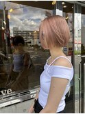 ピンクベージュ×ボブ