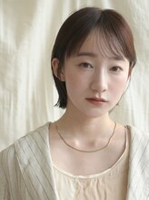 コチ(cochi) 【洗練された大人の耳かけボブスタイル】