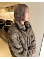 ニコフクオカヘアーメイク(NIKO Fukuoka Hair Make)&nbsp;ミルクティーグレージュ/ハイトーンボブ/切りっぱなしボブ