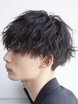 フィフス(fifth)&nbsp;原宿縦落ちツイストスパイラルパーマラウンドマッシュ刈り上げ