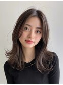 【大人可愛い】抜け感くびれミディアム×透明感グレージュ