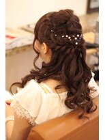 レアリス ヘアーデザイン(REALIS hair design) 双子のキラキラパールハーフアップ