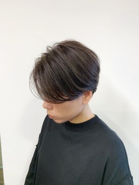 バズ ビー(BUZZ Bee) ハンサムショート×グレージュハイライト