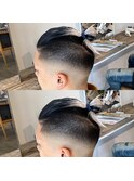 スキンフェードカットマンバンヘア刈り上げツイストスパイラル