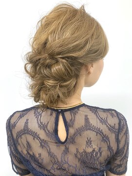 ガレリアエレガンテ 栄店(GALLARIA Elegante) 【gallaria西山】ふわふわシニヨンセット