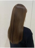 艶髪まとまるストレートAラインヘア