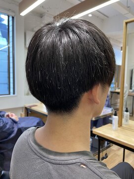 ネイビー(NAVY) マッシュはシルエットが命☆綺麗なグラデーション刈り上げ