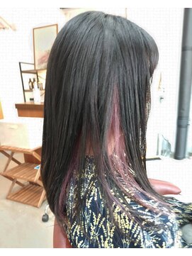 チチヘアーワークス(titi HAIR WORKS) ロングインナーカラー