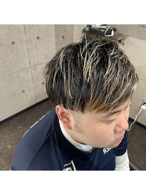 メッシュ男子