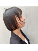 オレンジインナーカラー×ぱつっとボブ
