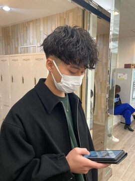 ナンバー アンフィール 渋谷(N° anfeel) 【HIKARU】＠hikaru_cut サイドフェード波巻きパーマ 渋谷道玄坂