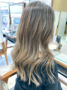 バブ バイネオリーブ(Bab by neolive) ミルクティベージュ☆ハイライト 透明感