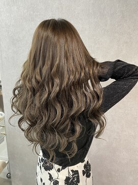 レヴェリー(REVERIE) いい女はロングヘアー