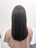 フュー 新小岩(few.)&nbsp;黒髪/グレーベージュ/レイヤーロング/前髪パーマ[新小岩駅]