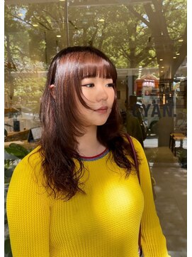 シアン 矢場町店(CYAN.) 顔まわりレイヤーとパーマ×ロング