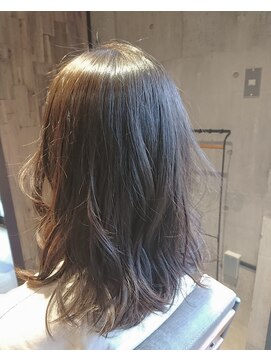 ネセサリー(NECESSARY) カット