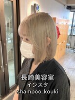 コワファースト長崎シャンプーボーイ 2nd(COIFF1RST 長崎 SHAMPOO BOY)&nbsp;長崎 ケアブリーチ ハイトーンボブ ホワイトベージュ